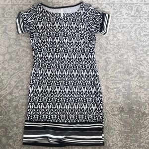 Black and white pattern mini dress